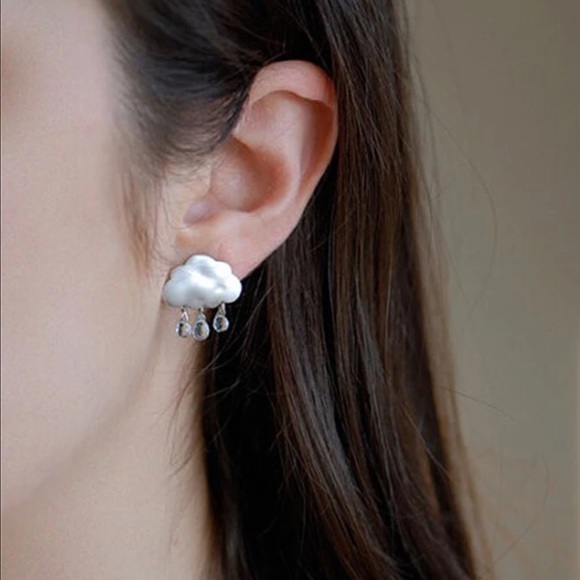 NWT Matte Silver Rain Cloud Post Earrings - Picture 3 of 3